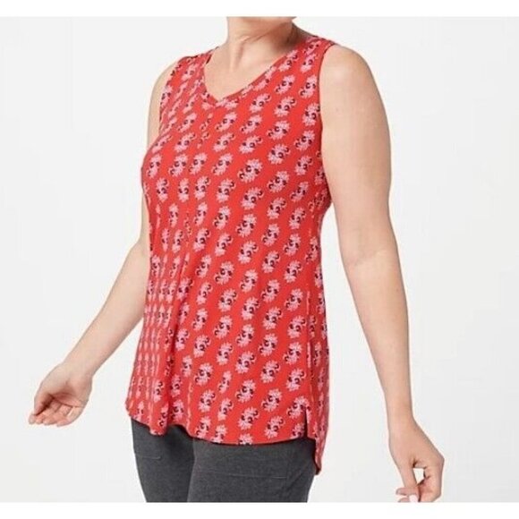 Cuddl Duds Flexwear V-Neck Tank w/ Shirttail Hem Red Paisley Dot,Small - Picture 1 of 1